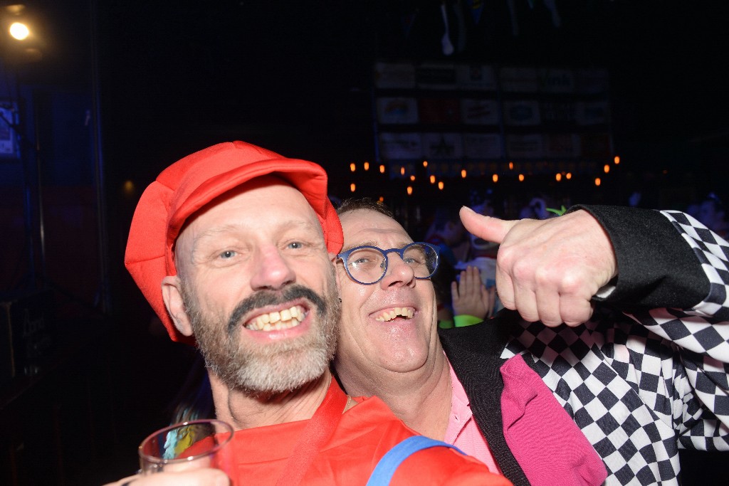../Images/Held op sokken feest 083.jpg